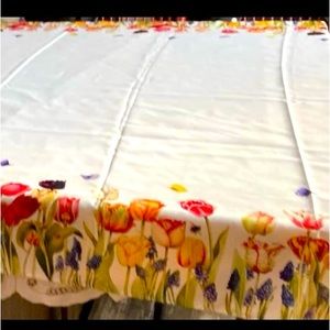 Spring has sprung with this table cloth